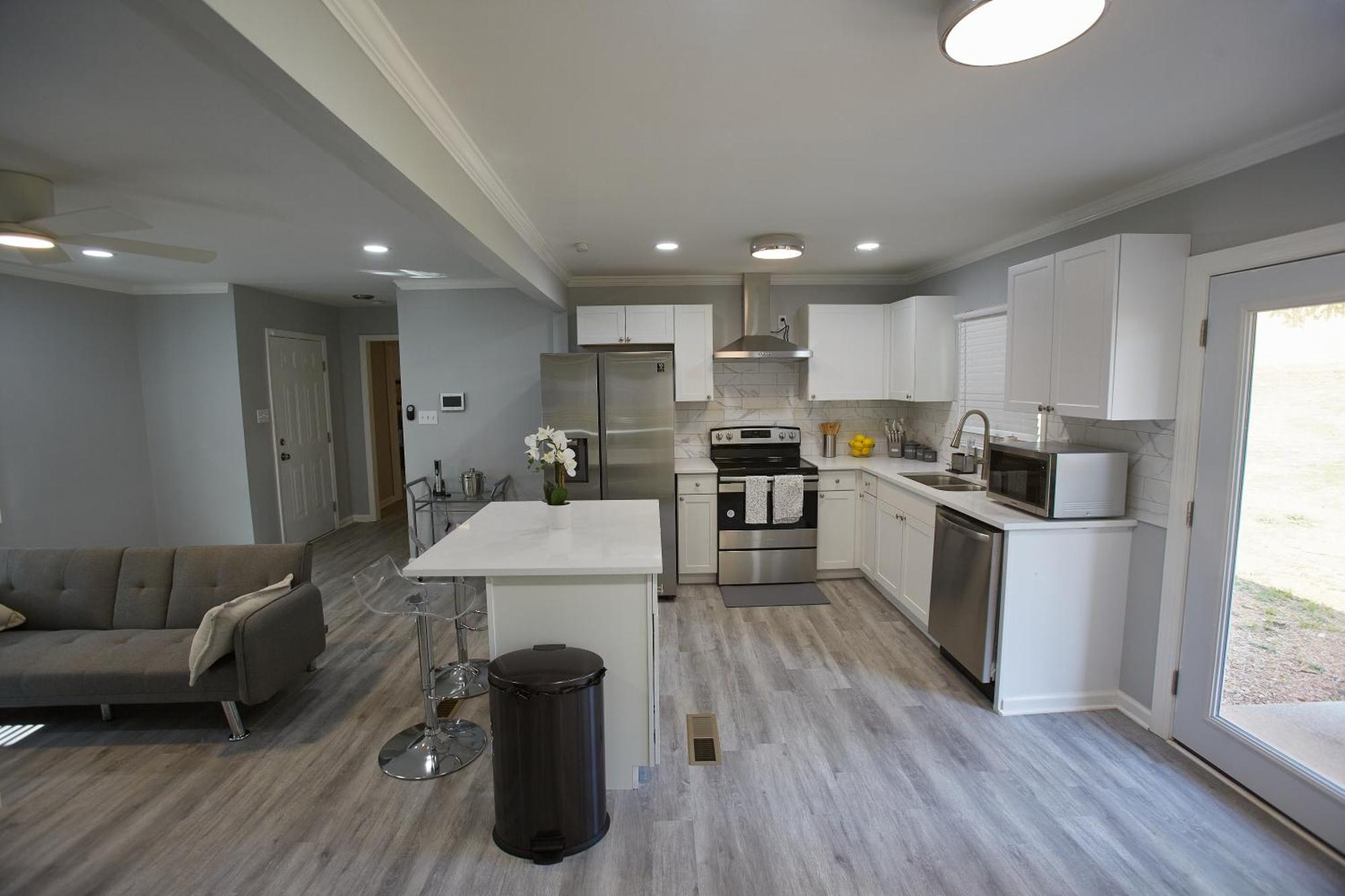 Decatur 2 Bedroom Bliss Modern Comfort Buitenkant foto