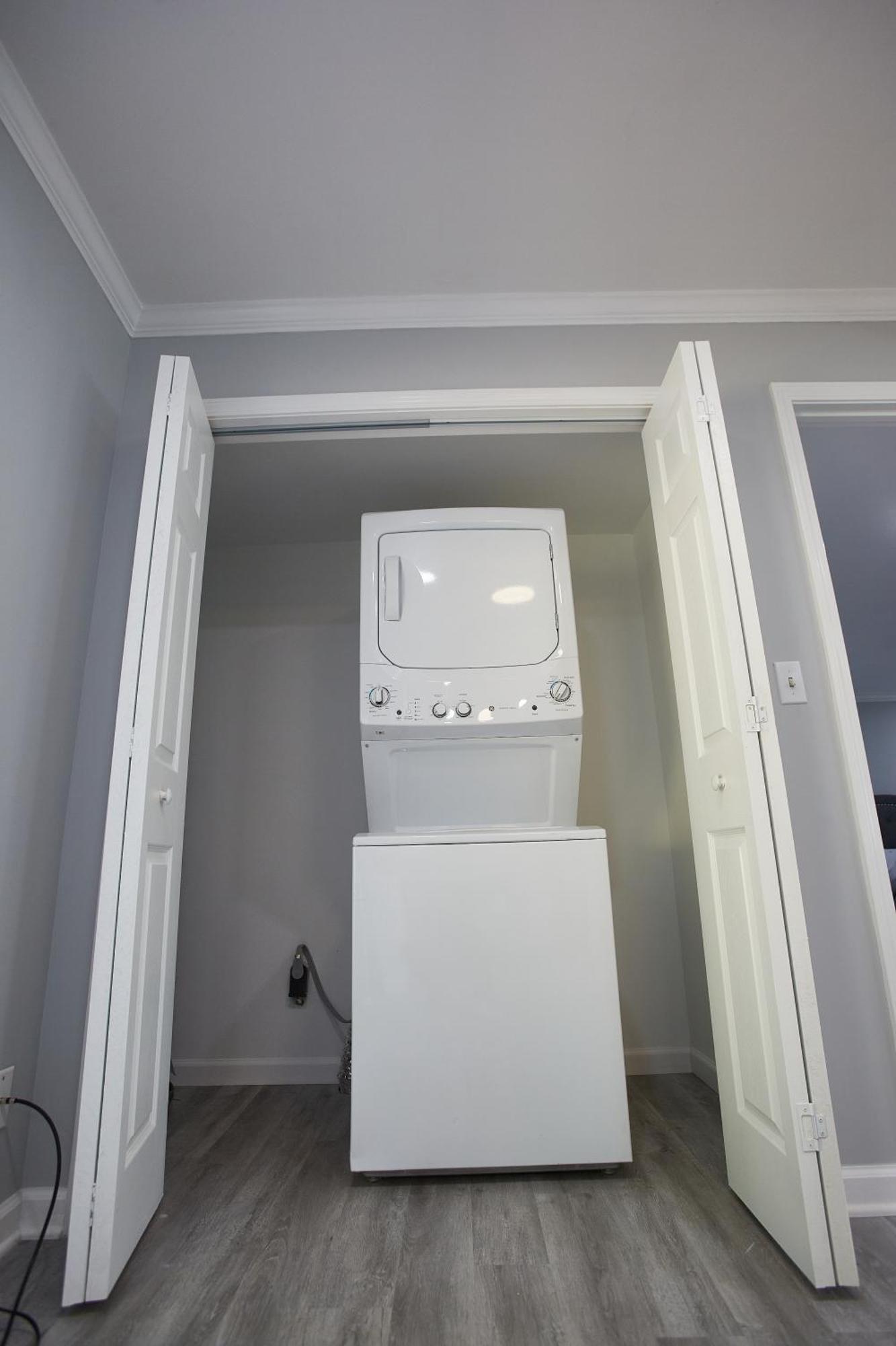 Decatur 2 Bedroom Bliss Modern Comfort Buitenkant foto
